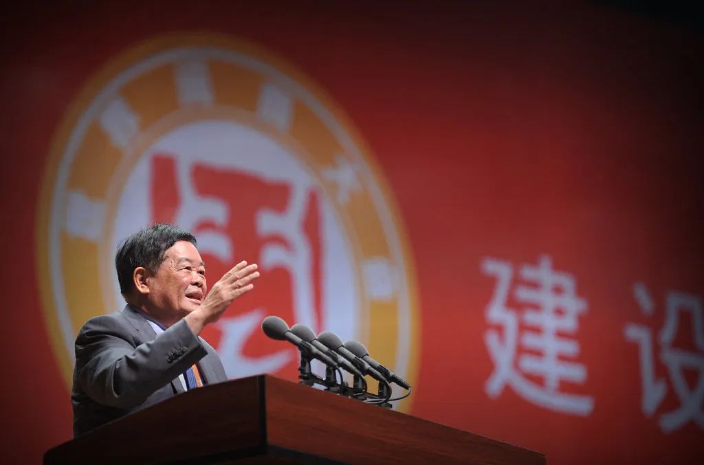 曹德旺是多少岁发家的,马云王健林曹德旺是白手起家的吗