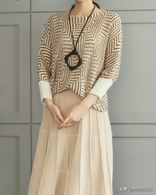 新款韩系秋冬针织毛衣,韩系软糯感浅蓝色针织毛衣