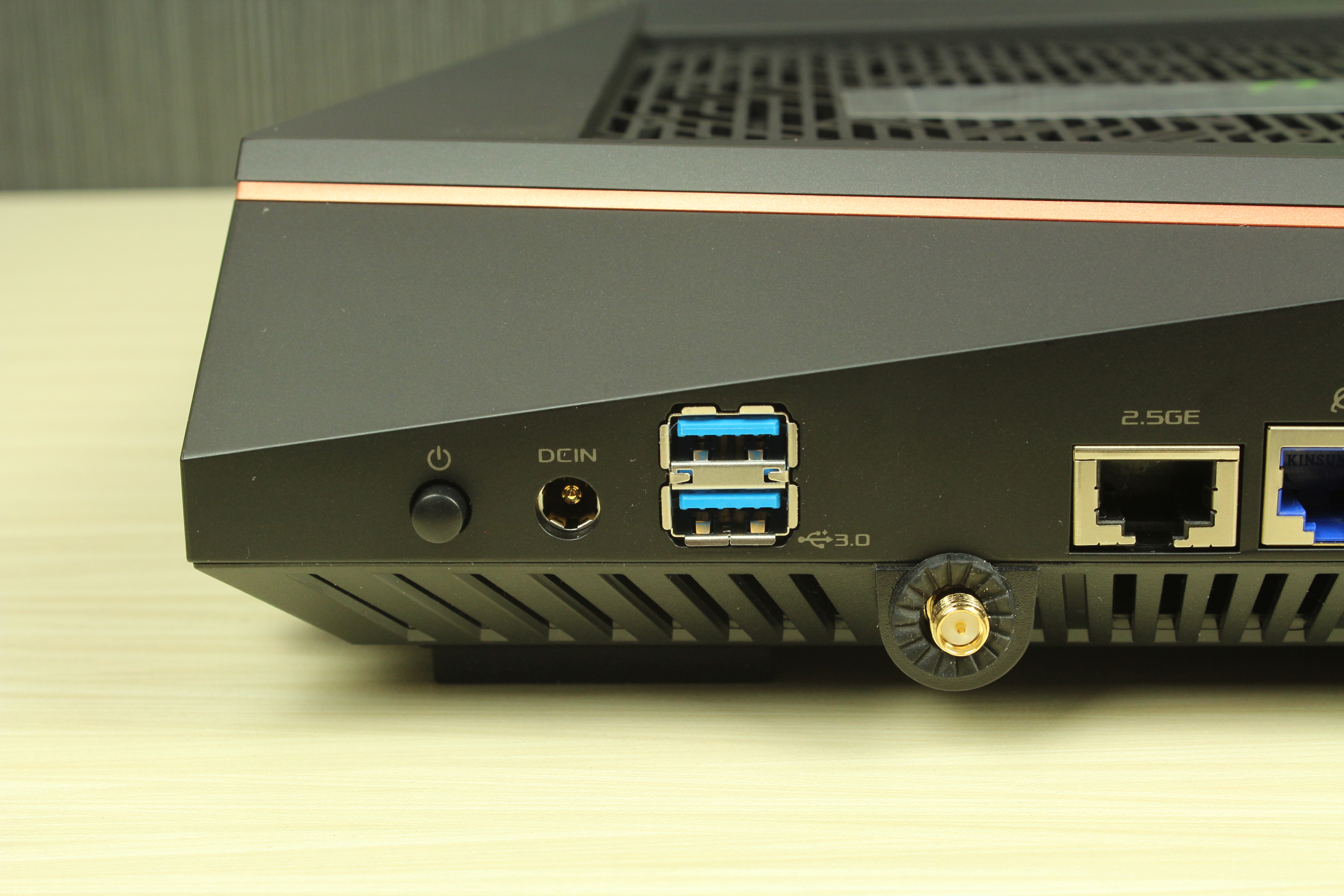 5GVSWiFi6：从ROGGT-AX11000说家庭布网5G无法取代路由的理由