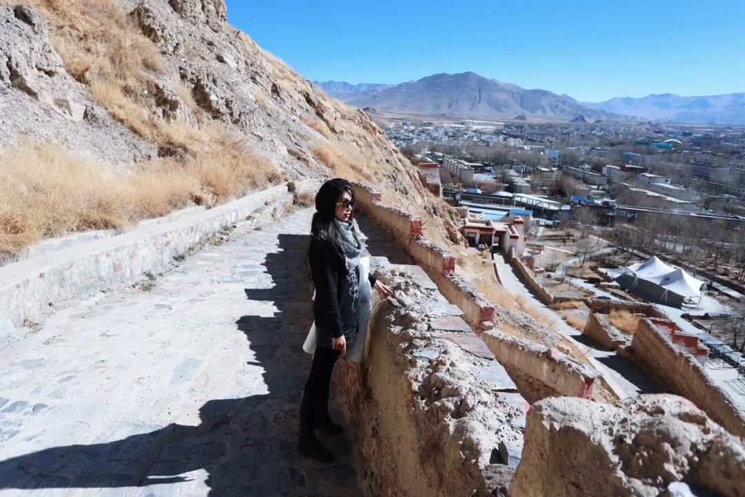 西藏抗英战争纪念碑实拍,抗英战争中的英雄之城