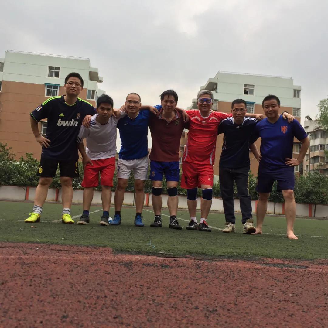 一生痴爱-献给上海交通大学125年校庆和足球队成立120周年