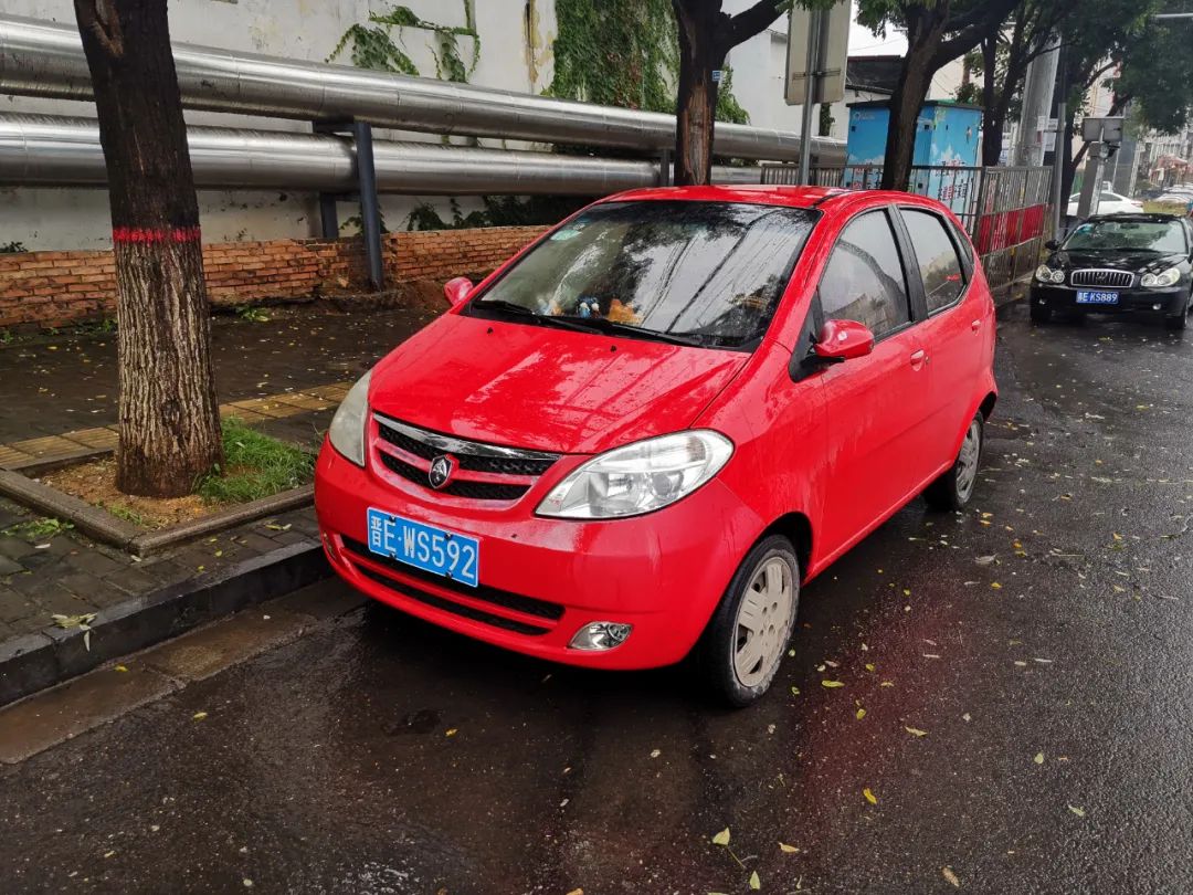 晋EEN991、晋E5M700......违停曝光！！！