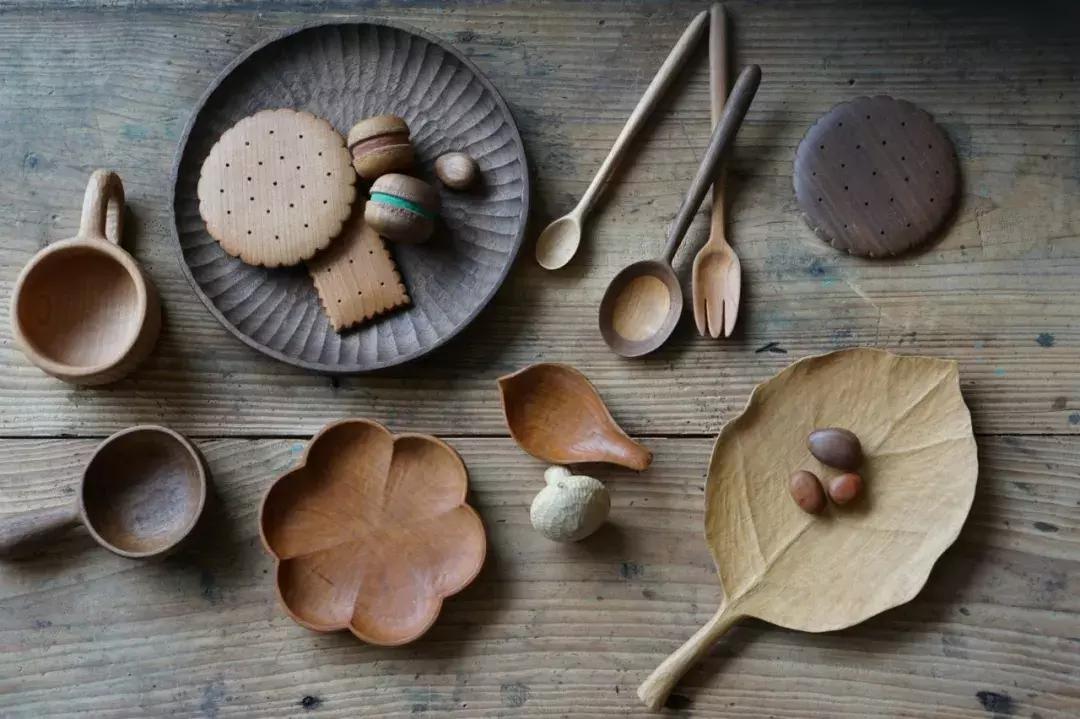 放弃世界顶尖银行工作,他回村当木匠,在废墟上盖出了爆美小院!