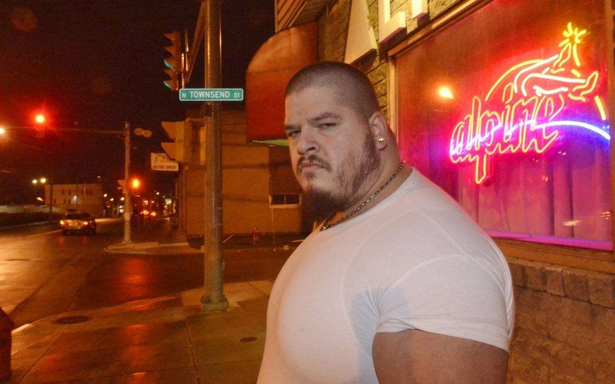 夜店保安的真实生活,夜店保安真实生活