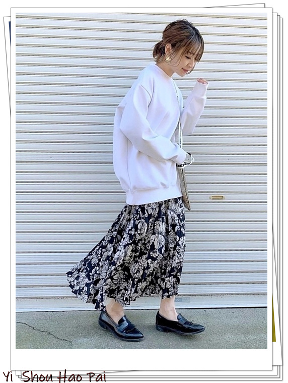 今年流行的大口袋包包,做今年最流行的包包透明的