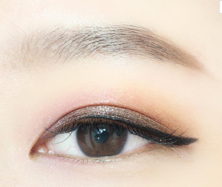 复古全包狐狸眼妆,美式复古猫系妆