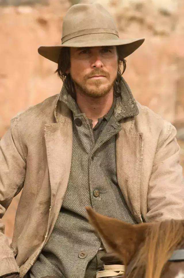 蝙蝠侠贝尔经典视频,蝙蝠侠贝尔新电影