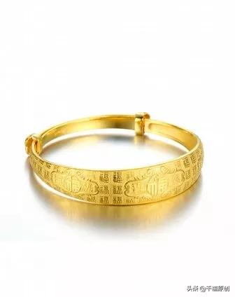 金镯子出现白斑,金镯子有白斑怎么解决