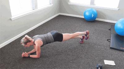 全民与明星PK动态平板撑，平板撑做多久才算合格？