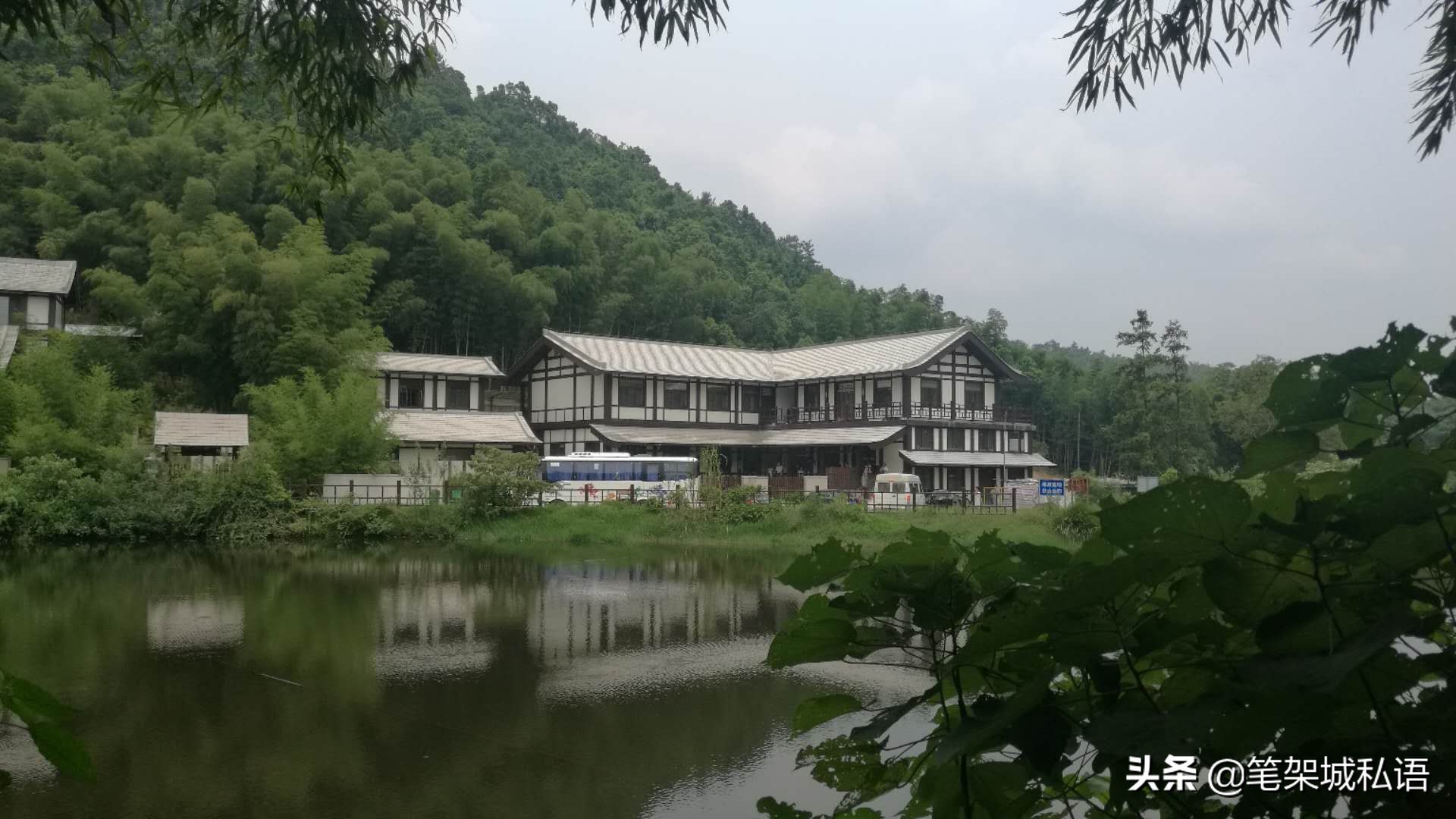 常德津市的这个小山坳里,隐藏着一个绝佳的静修庭院