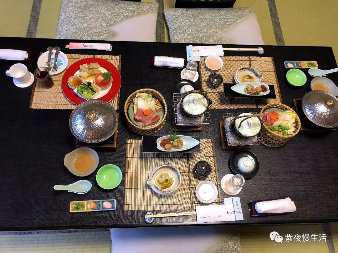 未见富士，幸运依在-秀峰阁湖月