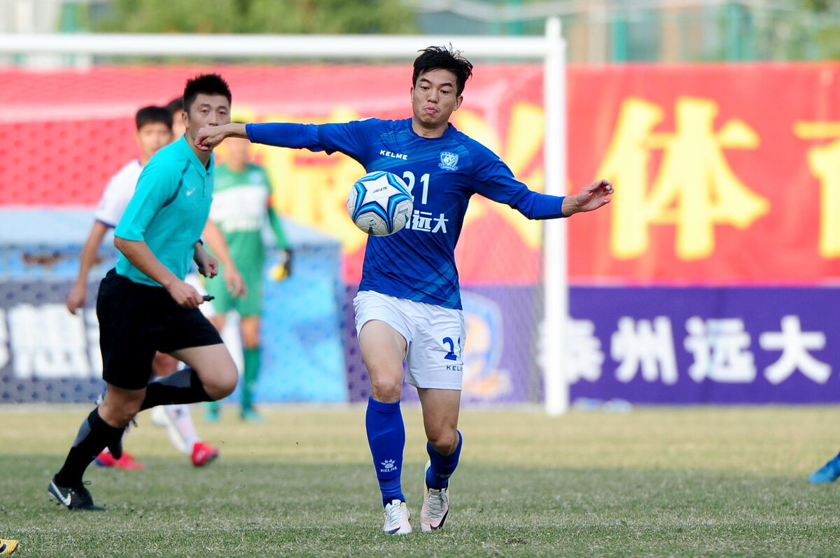 山东鲁能泰山主帅是谁,中冠联赛山东球队