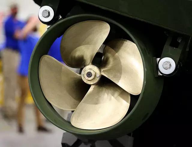 摩天大楼钢铁怪兽,摩天大厦狂暴巨兽视频