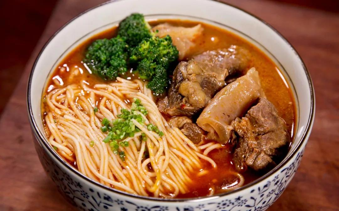 为什么石家庄特产是安徽牛肉板面,石家庄牛肉板面薯片