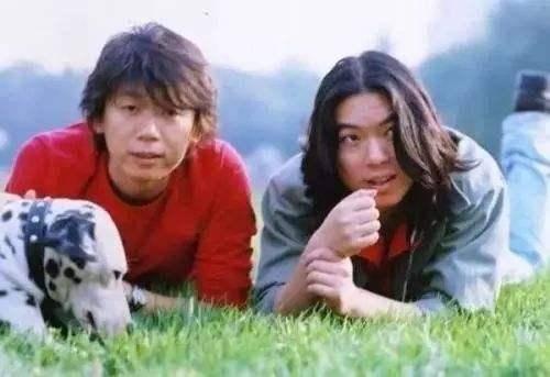 2002年,李健在水木年华最红时突然退出,卢庚戌为此失眠了一个月