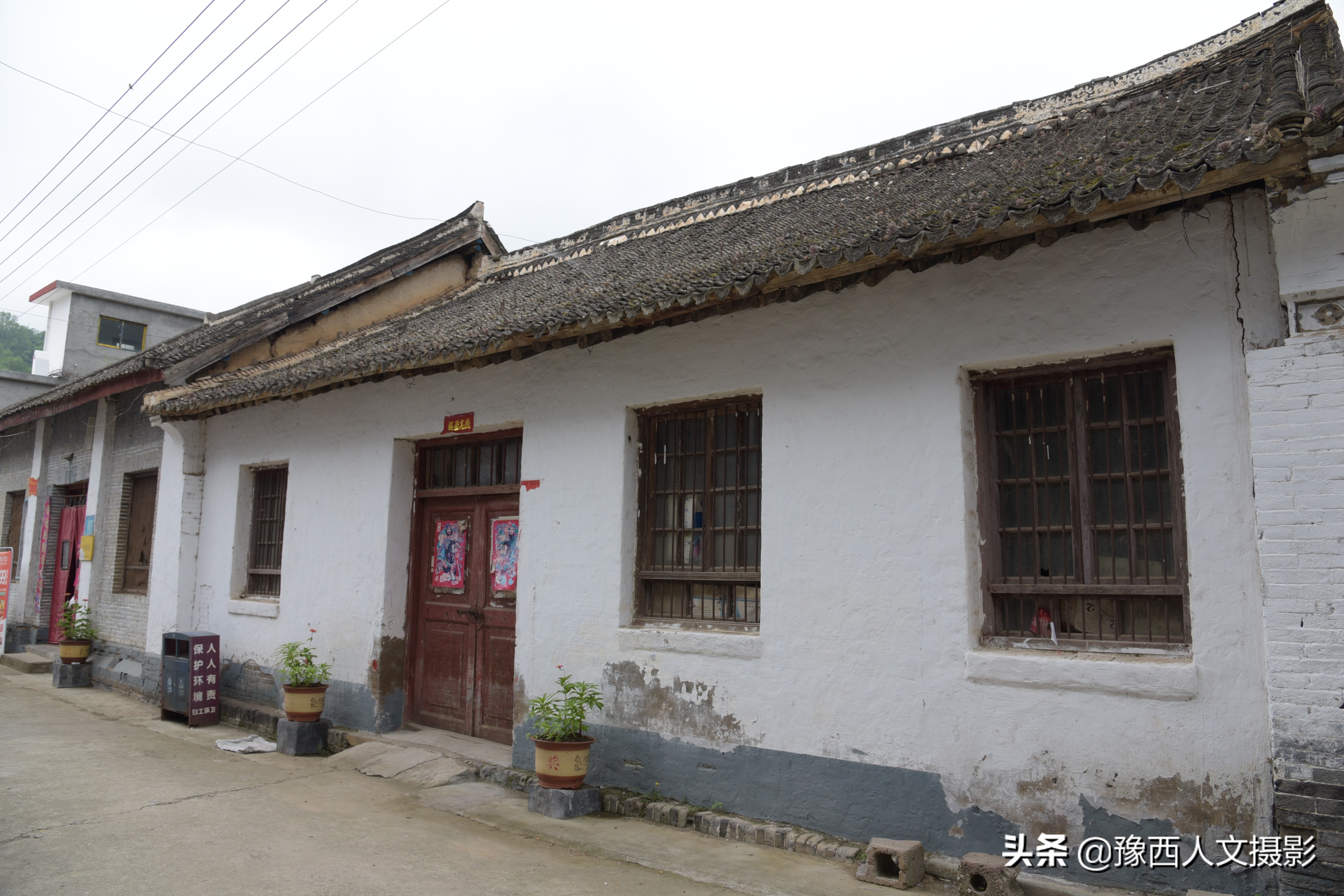 河南大叔供销社里卖货55年，一担两筐走遍全乡，商店模样70年没改