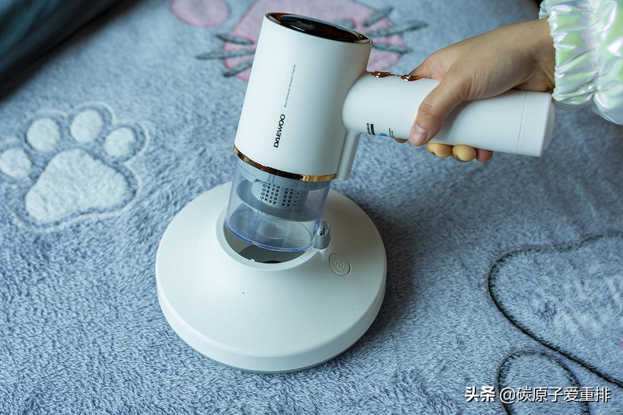 除螨吸尘两相宜大宇除螨仪体验,大宇无线除螨仪吸尘器怎么清理