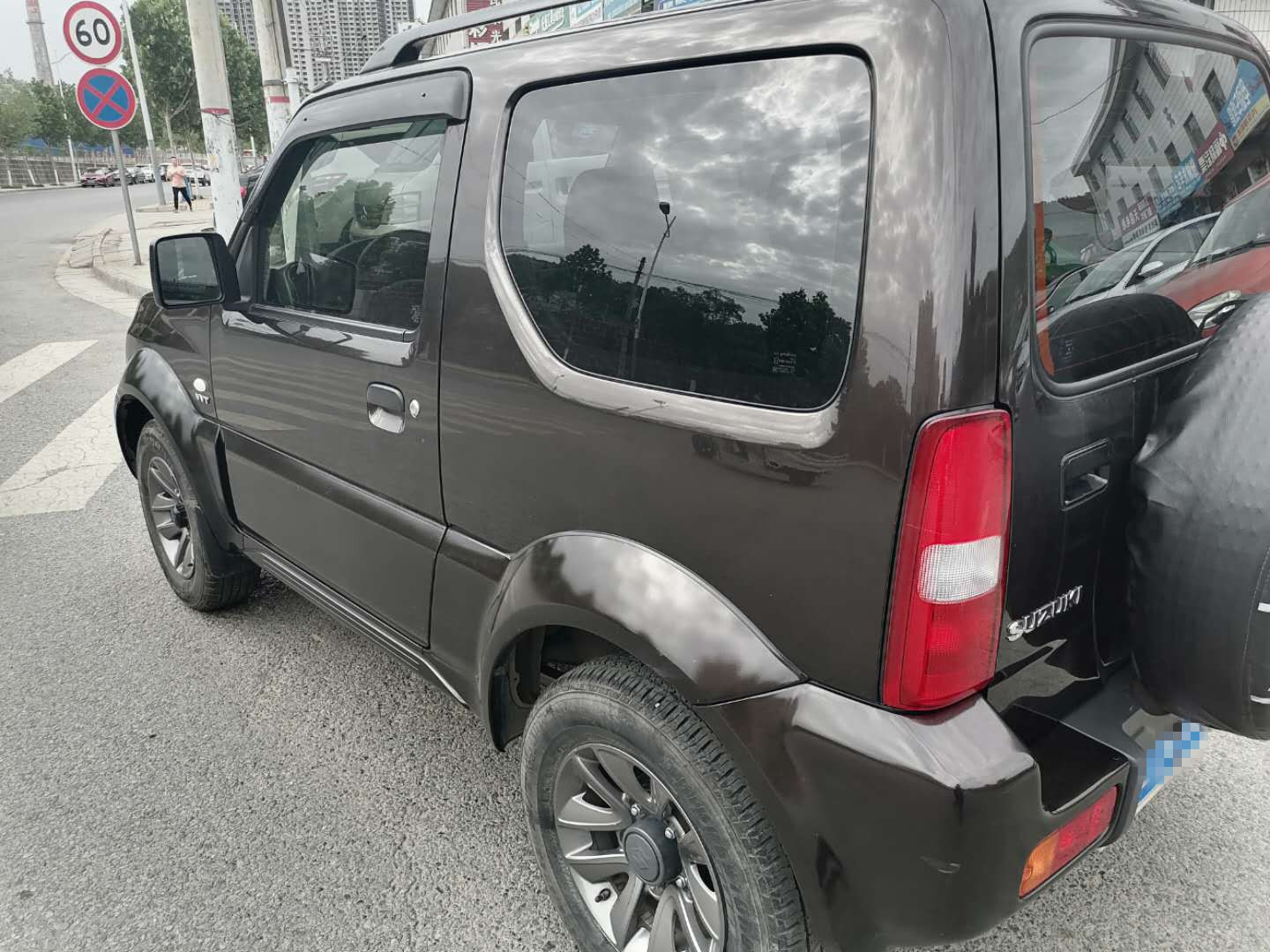 略显可爱的越野车铃木吉姆尼,二手吉姆尼越野能力有多强