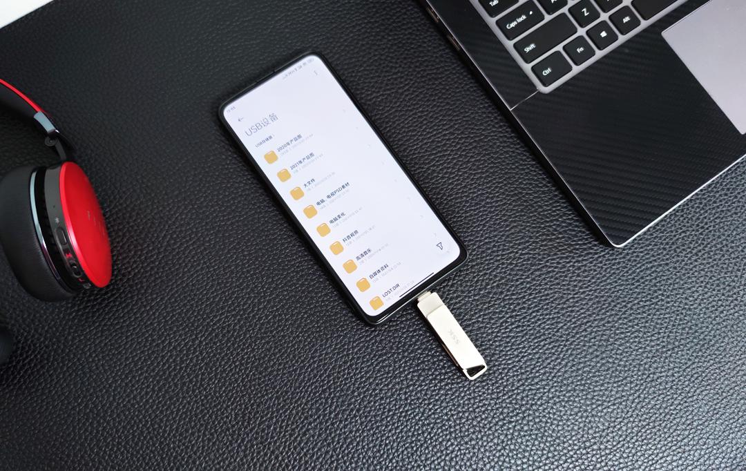 打工人的秘密*器武**，双口设计+手机扩容，SSK飚王U盘新品体验