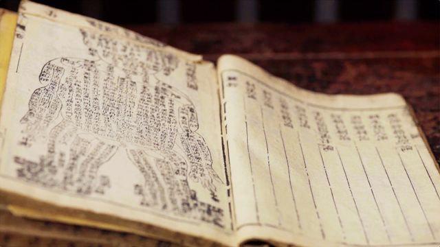 但凭一枚针，悬壶济世人