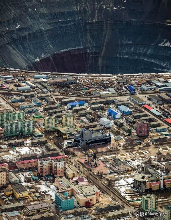 全球钻石产量最高的地方是哪里,钻石全球储量700亿