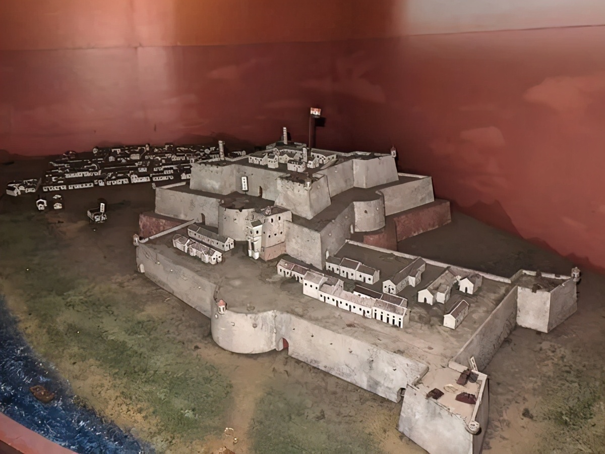 郑成功攻打热兰遮城用了多长时间,热兰遮城战役