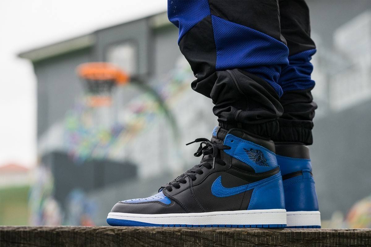 什么时候买匡威鞋最便宜,匡威啥时最火