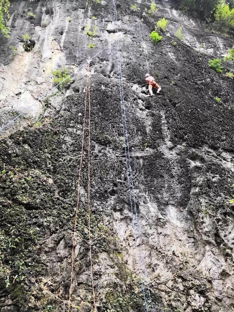桂林阳朔糖厂改造酒店,阳朔老糖厂酒店