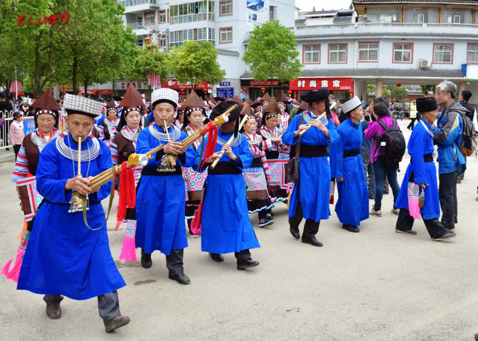 台江苗族姊妹节巡游,台江苗族姊妹节苗族服装