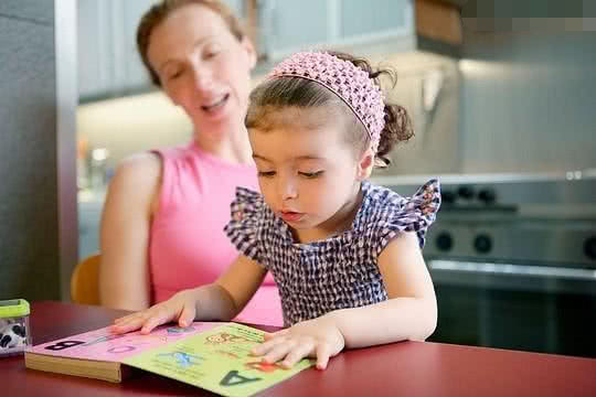 千万不要对孩子说这些话,说了对孩子伤害很大的话该怎么办