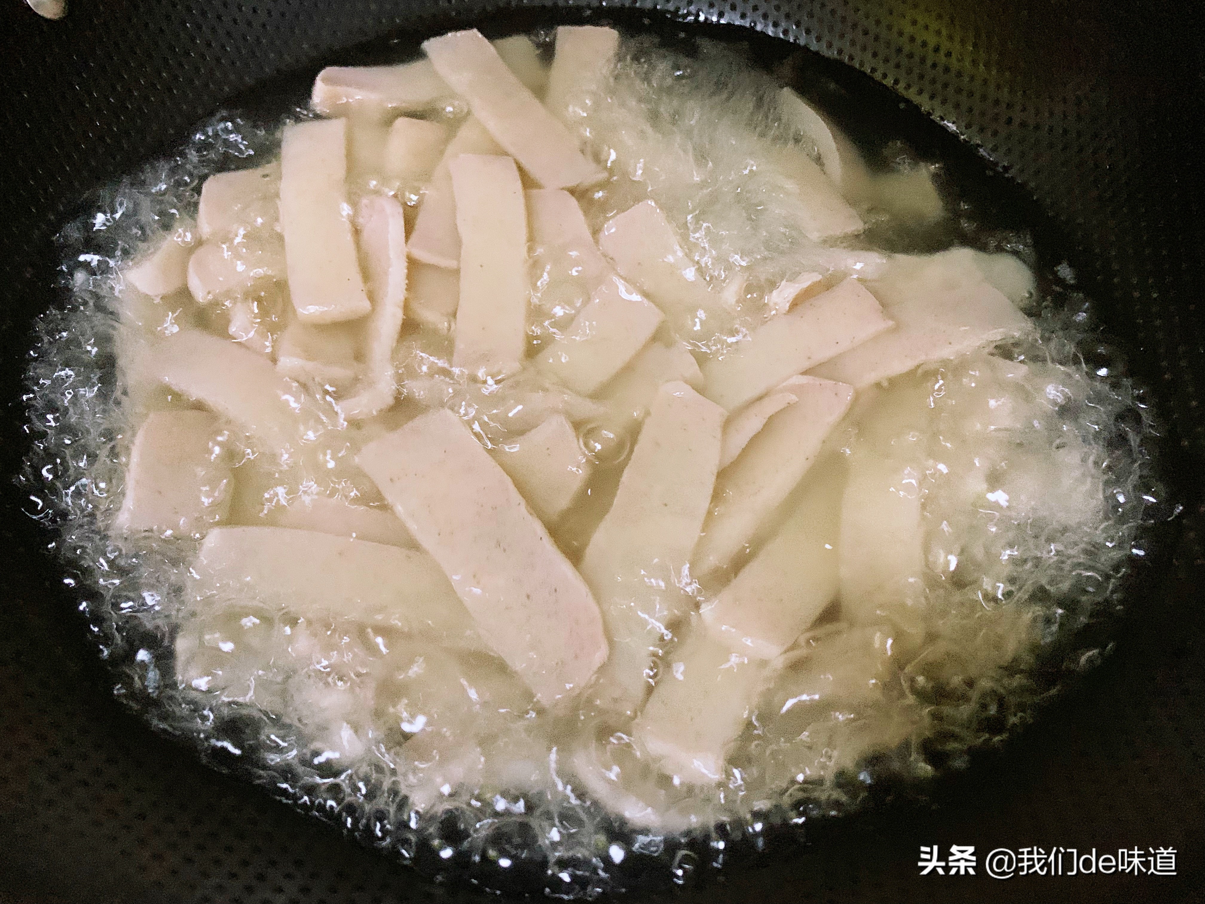 魔芋这样吃，不但不舌头麻，而且好吃又下饭，比涮着吃好吃太多了