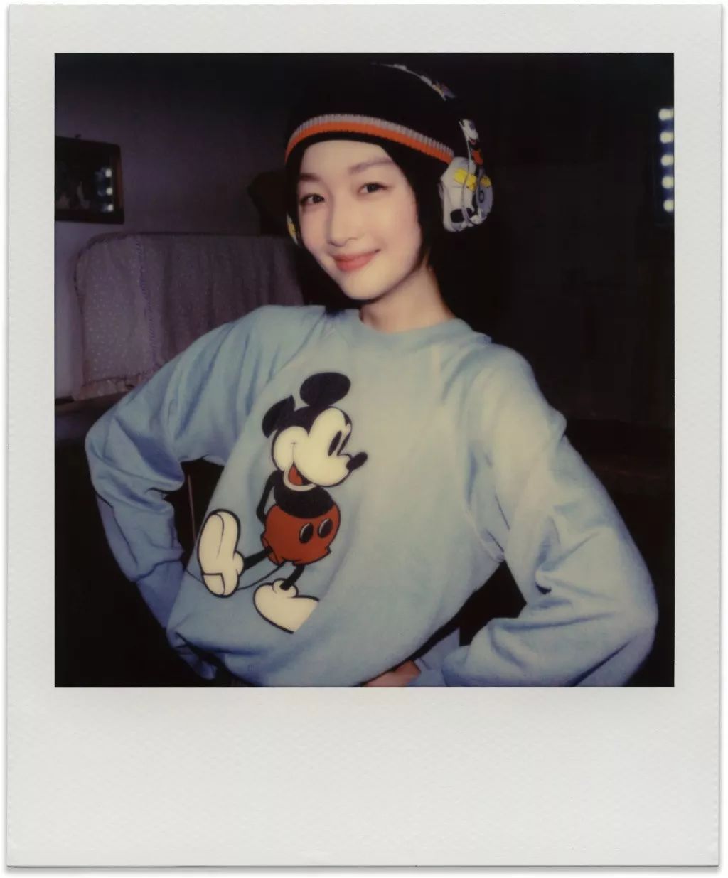 优衣库与kaws联名t恤 (优衣库kaws联名t恤图片)