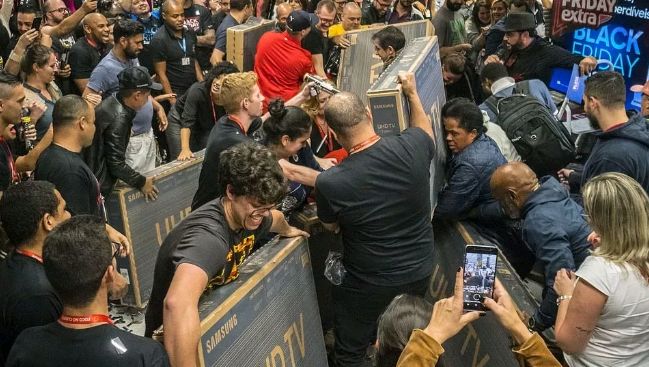 比双11还火的黑五,比双11便宜的是黑五吗