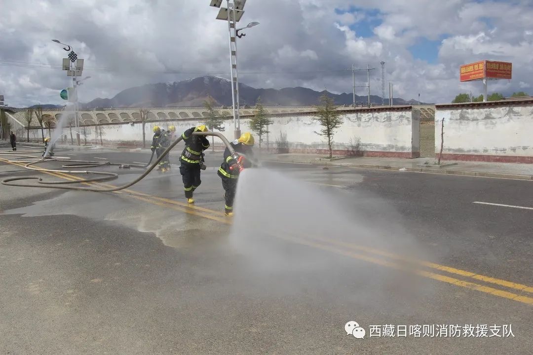 开展应急救援装备实操培训,民兵消防救援技能培训班