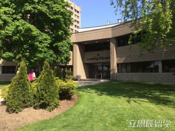 加拿大人眼中的西蒙菲莎,加拿大西蒙菲莎