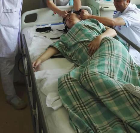 18岁妙龄少女车祸高位截瘫,车祸高位截瘫奇迹存活19年