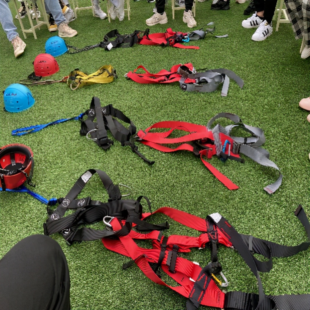 素质拓展体验课,夏令营素质拓展课