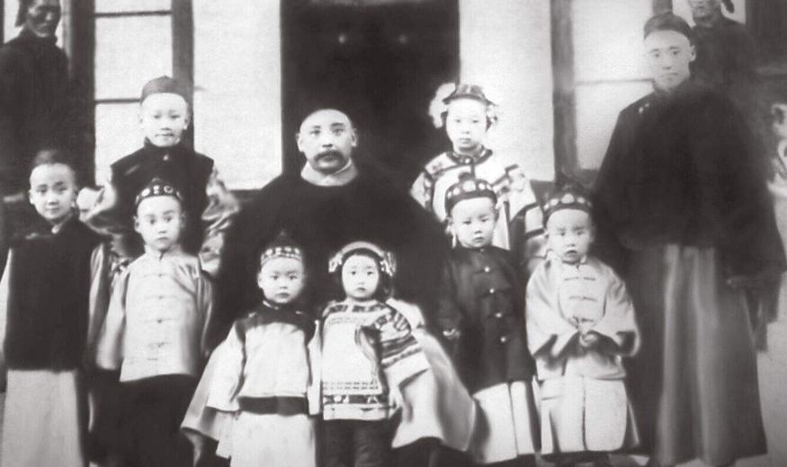 袁世凯墓地堪比皇陵，按皇陵规格命名袁陵，徐世昌改一字皆大欢喜