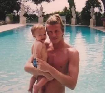 幸福快乐一家人20张照片,幸福一家人庆祝生日