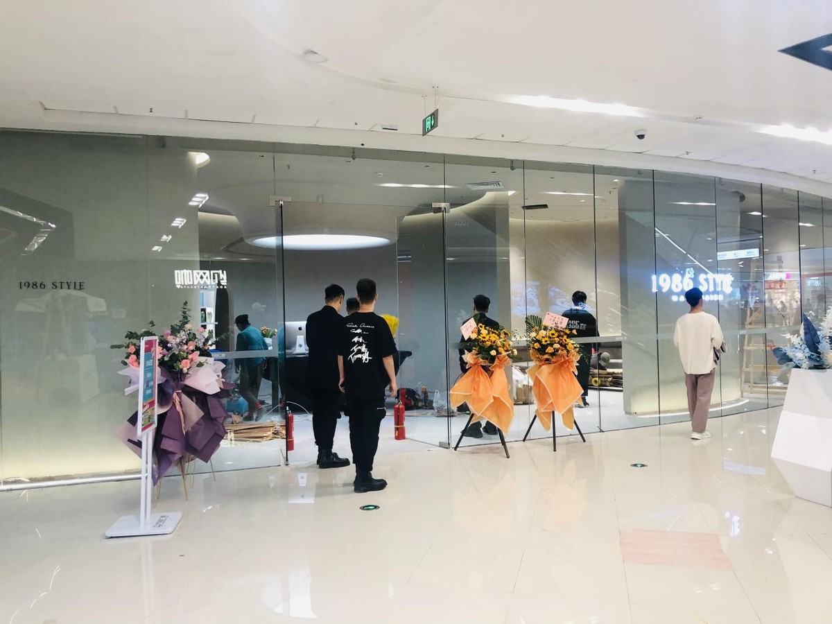 商业｜“停车三小时逛街一小时”东北首座*四代第**万达广场开业爆火