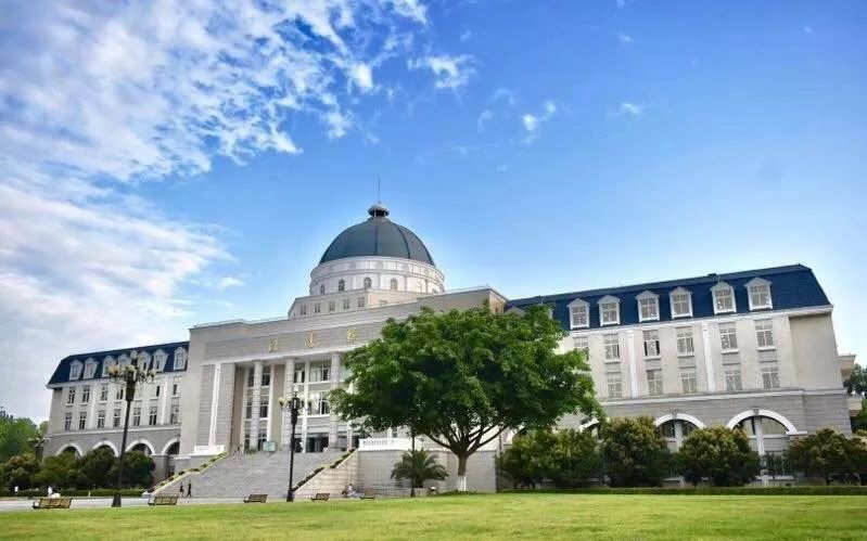 閿﹀煄鐨囧璐垫棌瀛﹂櫌,鎴愰兘閿﹀煄璐垫棌瀛﹂櫌