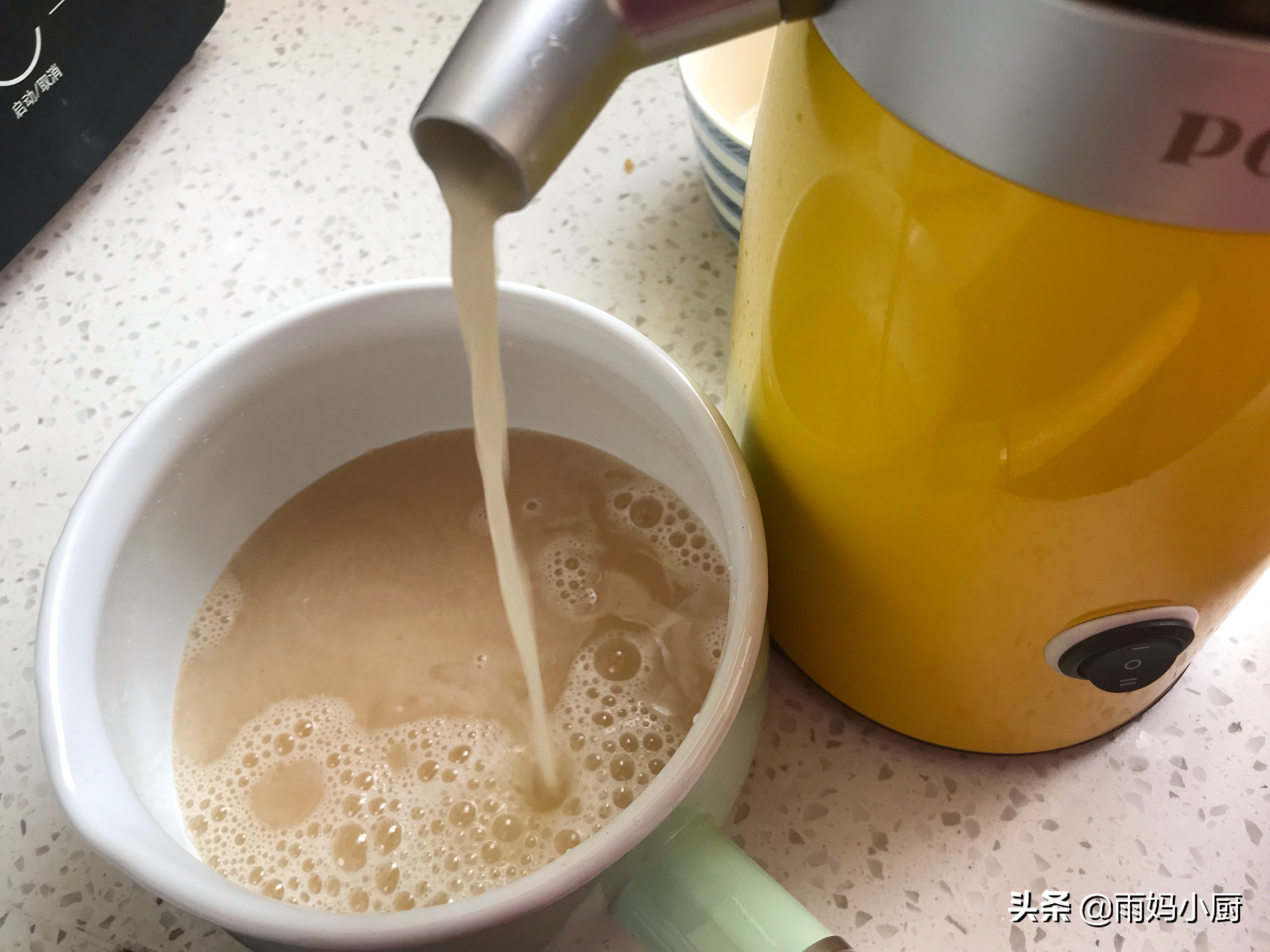 白糖雪梨的正确做法润肺止咳,用雪梨和冰糖做棒棒糖