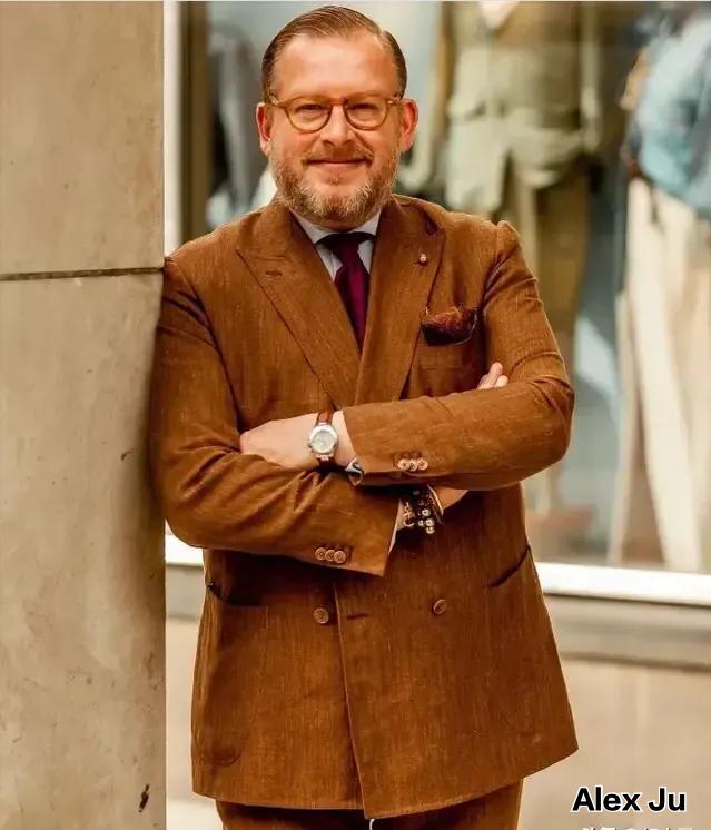 胖子怎么穿西装,胖子大肚子穿西装