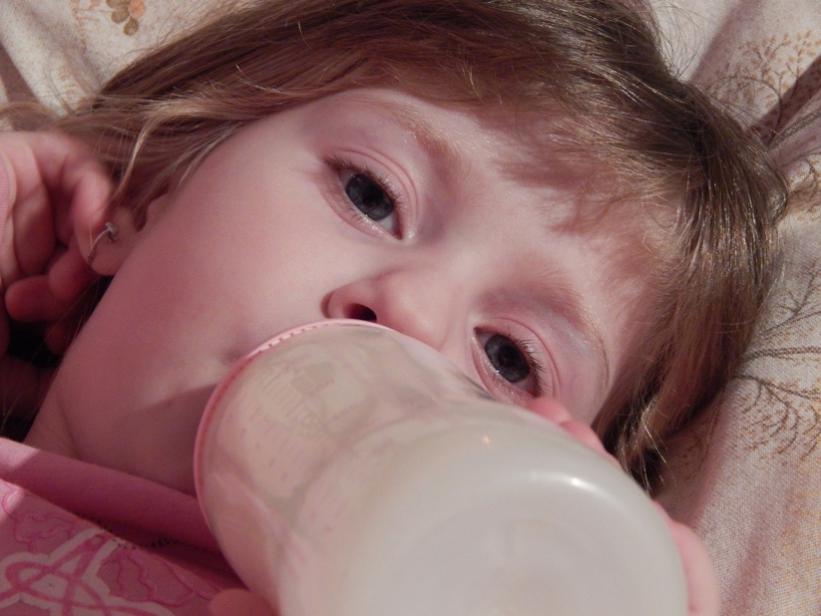 给宝宝拍嗝怎么拍不回去,给宝宝拍嗝不好使怎么办