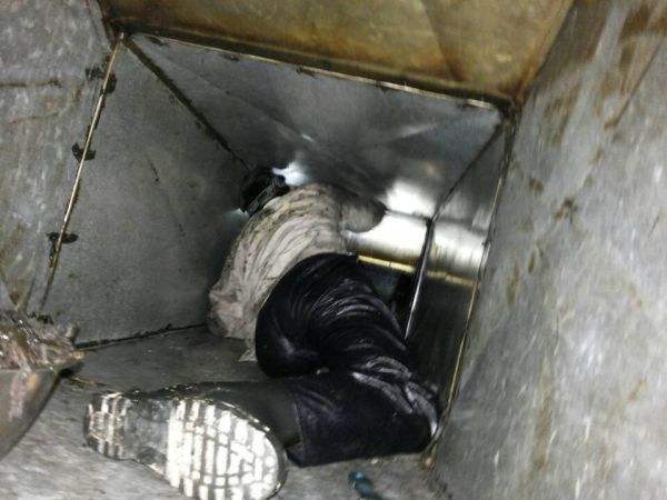 厨房烟道清洗全步骤,清洗烟道的专用工具