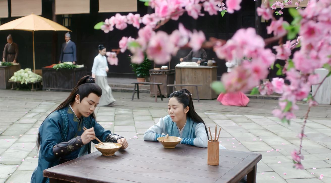 《锦衣之下》今夏担心陆绎爱别人？驾驭爱情的能力希望你也能拥有