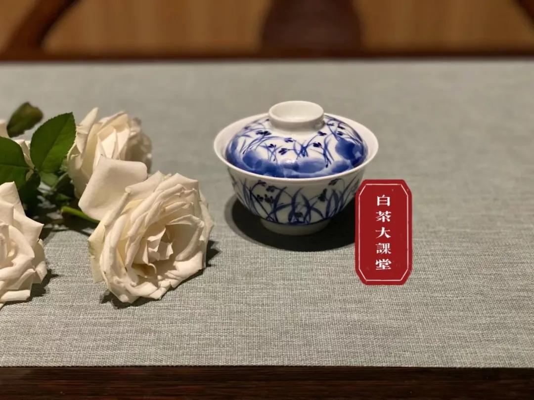 冲泡茶叶应该用什么杯子,冲泡绿茶最佳的茶具