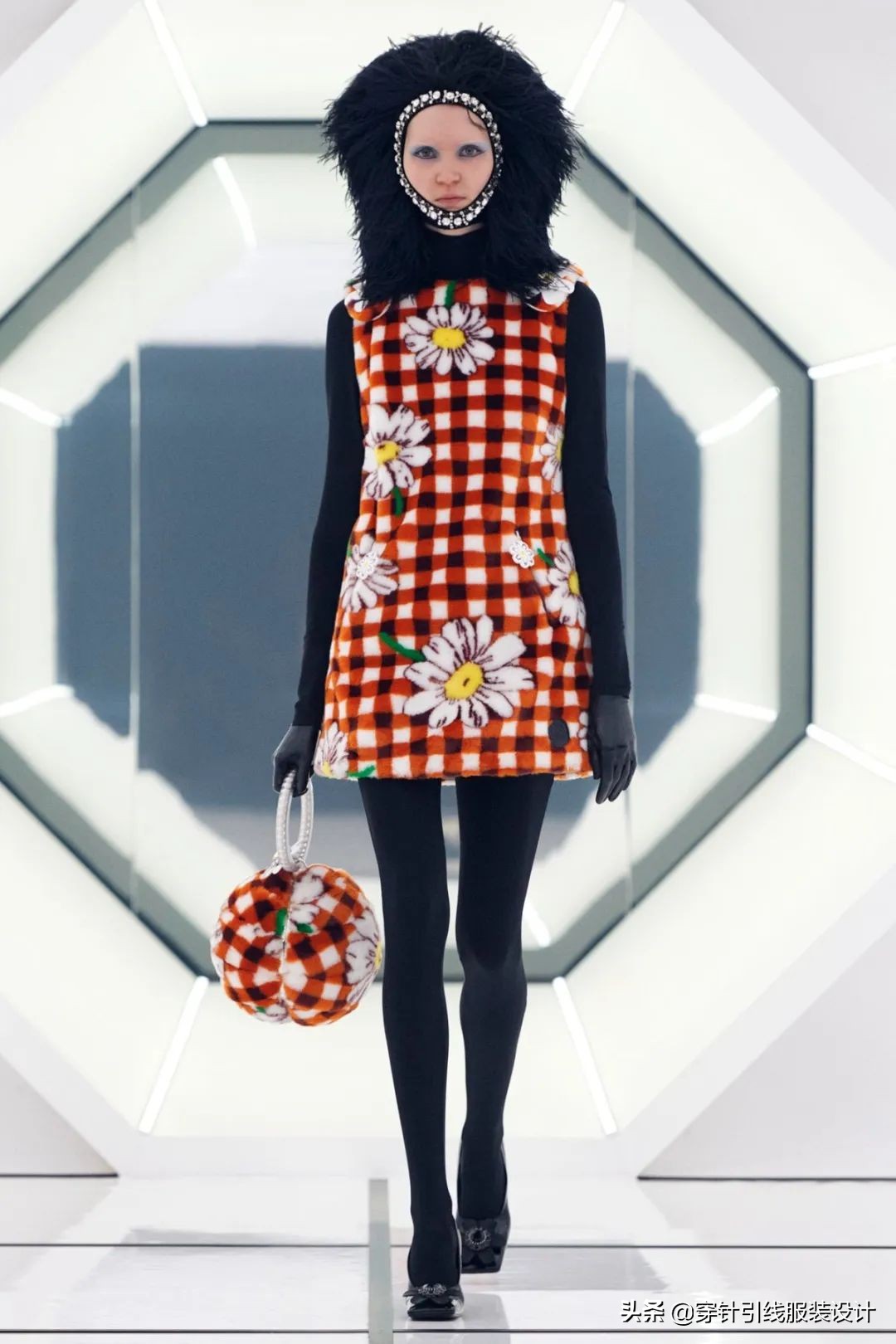 moncler设计师款式 (moncler 2017秋冬系列)