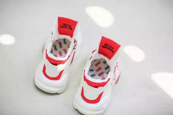 安踏可口可乐联名氢跑,安踏c202xproto一次性跑鞋