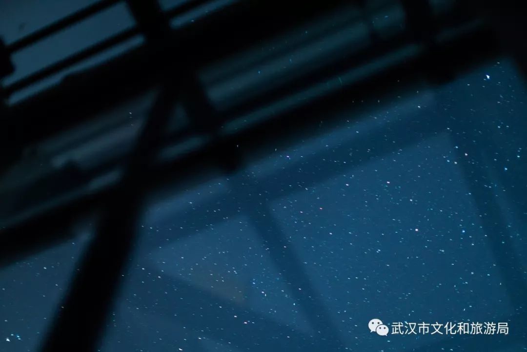 藏在武汉郊野的4家美宿来了，周末晚上来玻璃房看满天繁星